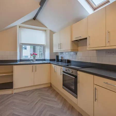 5 Bed In Oc-m45321 * Windermere
